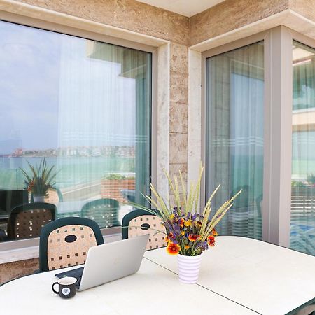 Villa Flora โซโซโปล ภายนอก รูปภาพ