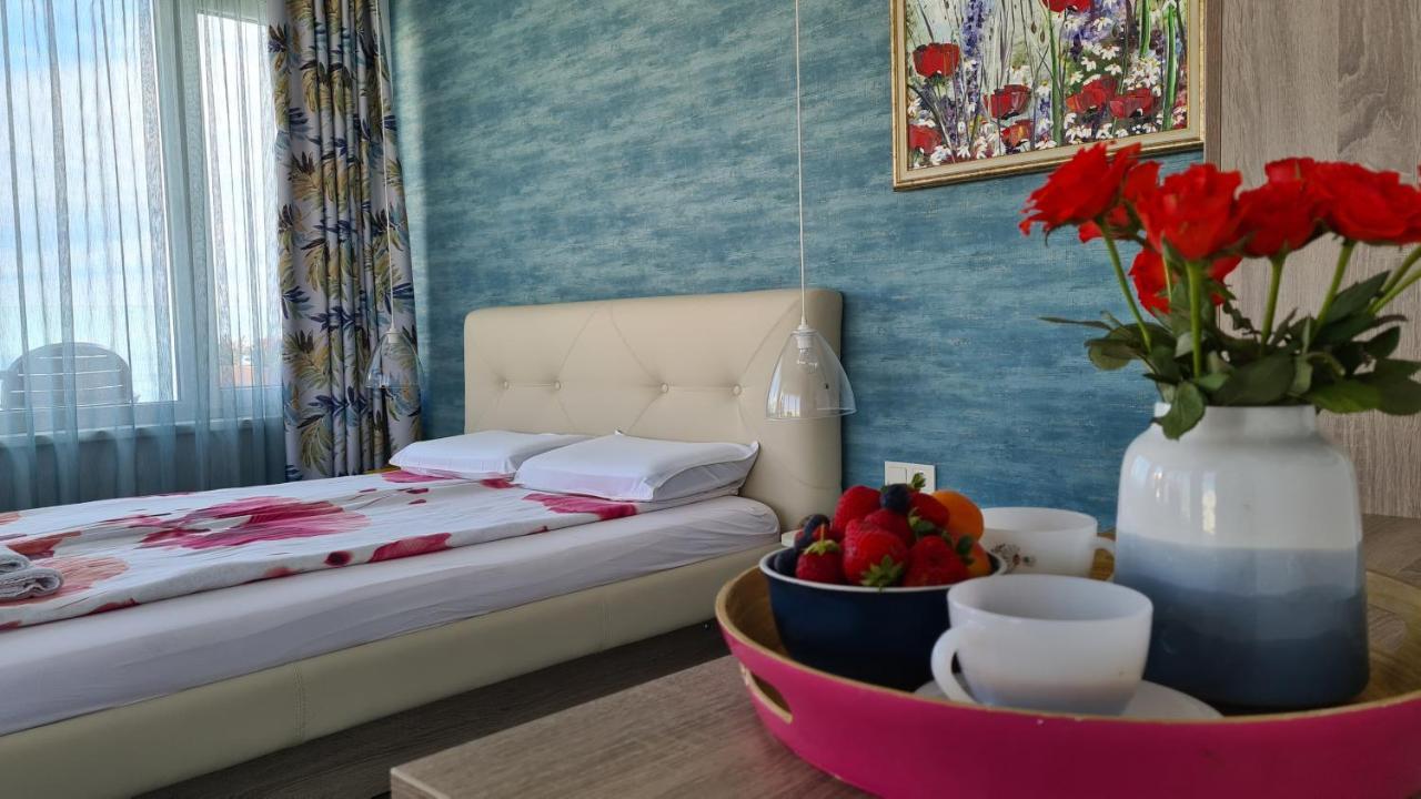 Villa Flora โซโซโปล ภายนอก รูปภาพ