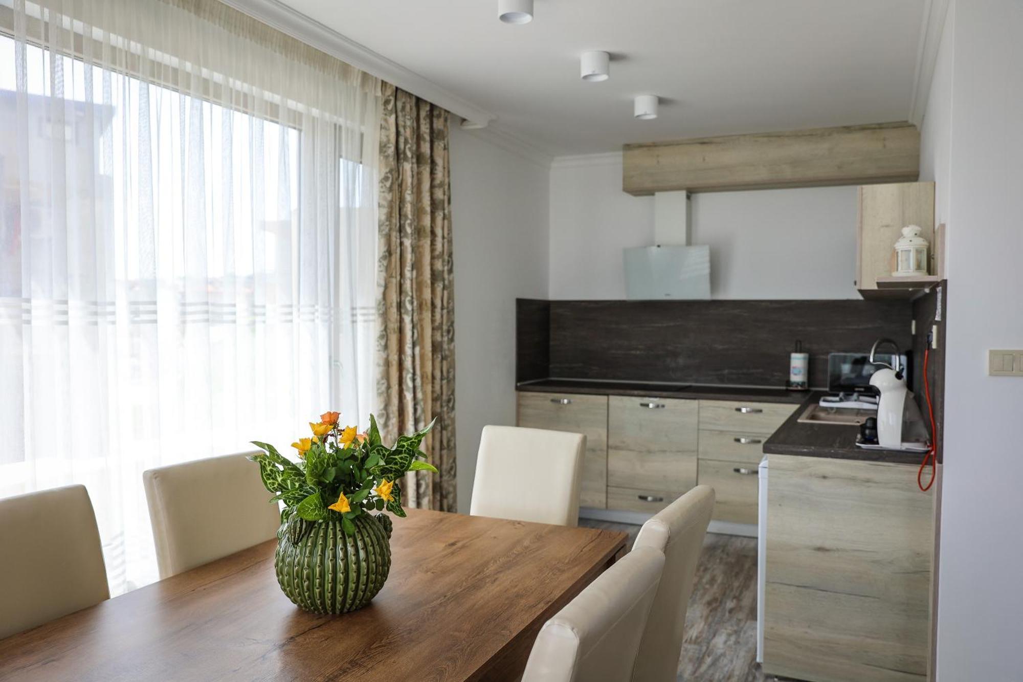 Villa Flora โซโซโปล ภายนอก รูปภาพ